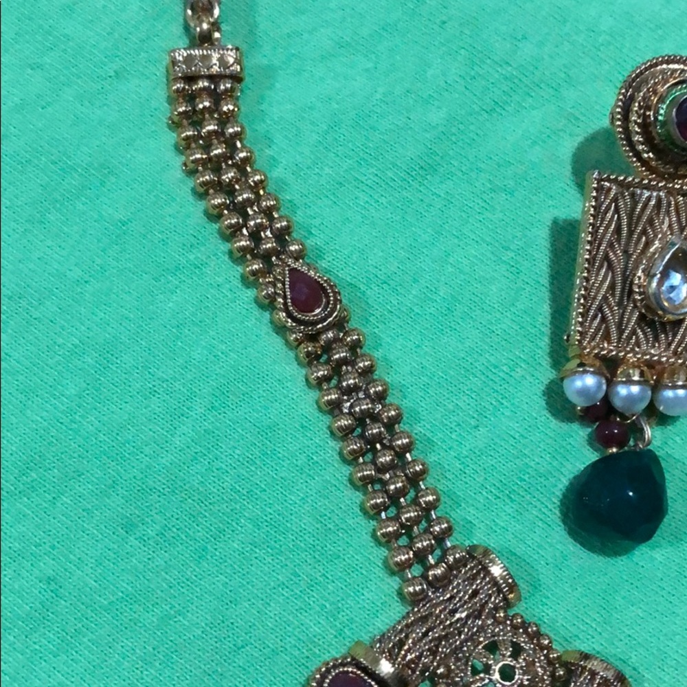 Necklace - Picture 5 of 7